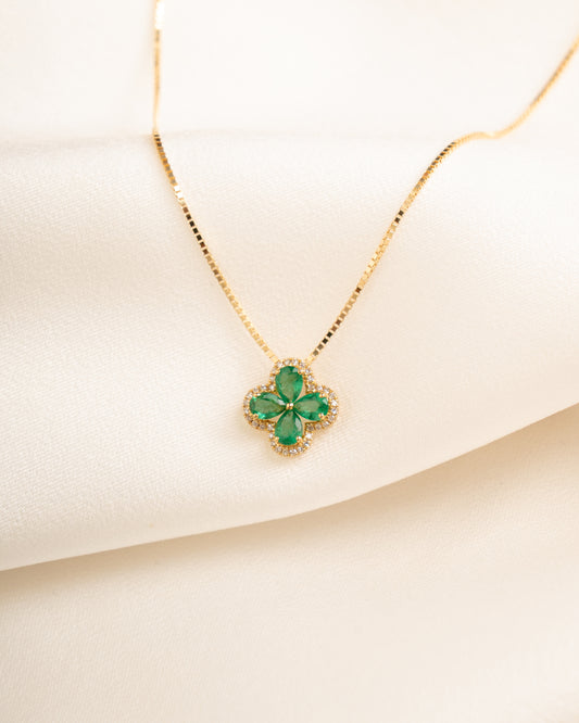 Dije Flor Oro 18K con Esmeraldas y Brillantes + Cadena Oro 18K 45cm