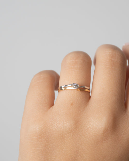 Anillo de Compromiso Oro Amarillo 18K y Oro Blanco 18K con Brillante